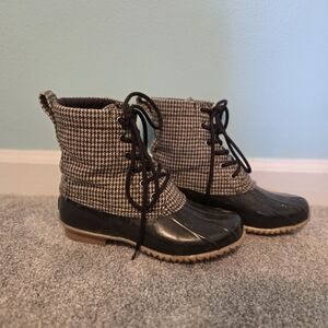 Bass Houndstooth Lace-Up Boots